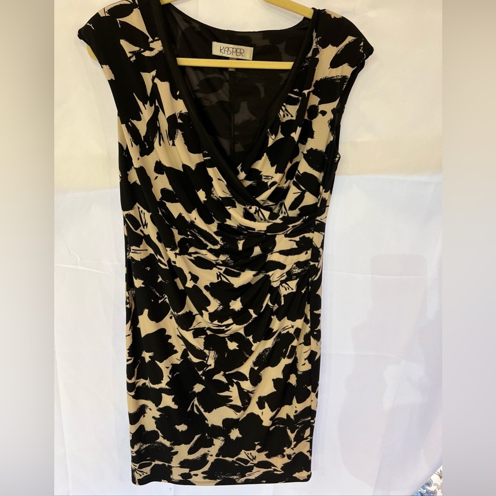 Kasper Black and Beige Wrap-top Floral Dress